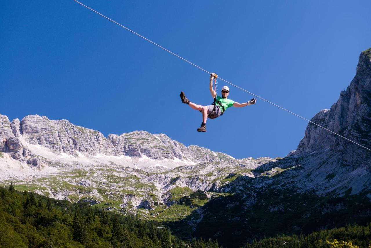 Hostel Soca Rocks Bovec Exterior foto