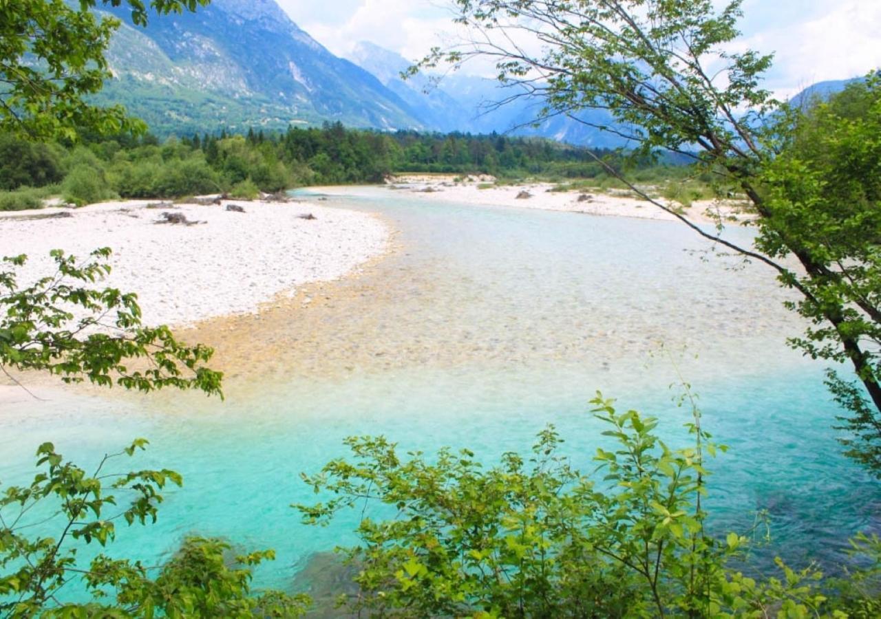 Hostel Soca Rocks Bovec Exterior foto