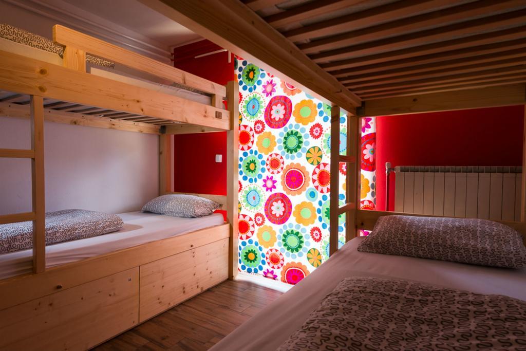 Hostel Soca Rocks Bovec Habitación foto
